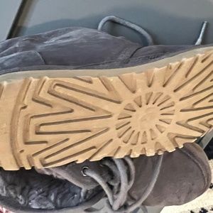 ugh short lace up boot